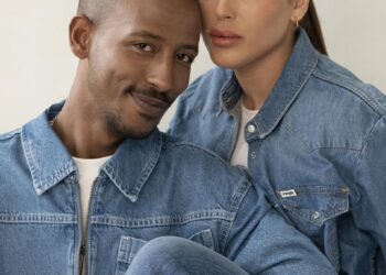 אברהם אקלום וספיר - צילום מתוך רשת חברתית על פי סעיף 27א לחוק זכויות יוצרים